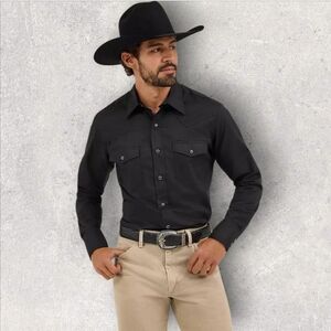 NWT Wrangler Men's Black WESTERN Snap Button Down Shirt ~sz Medium